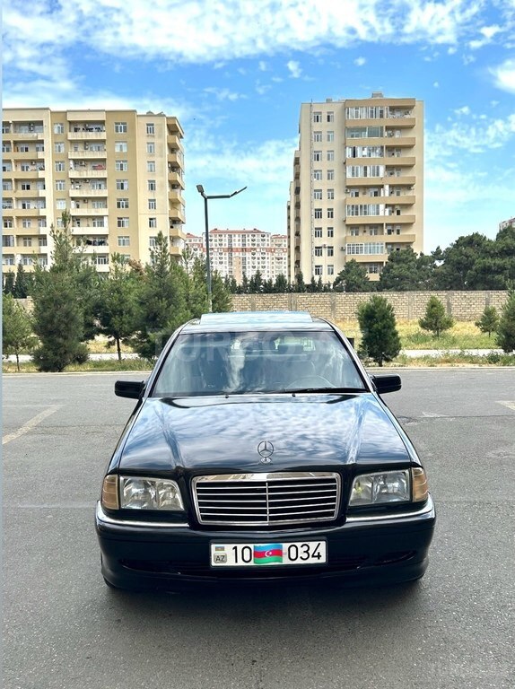 Mercedes C 220