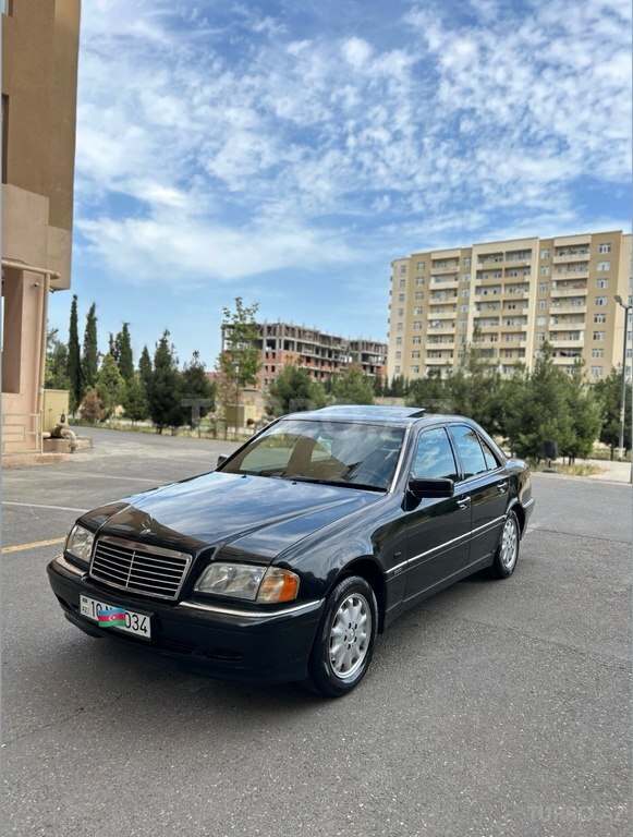 Mercedes C 220
