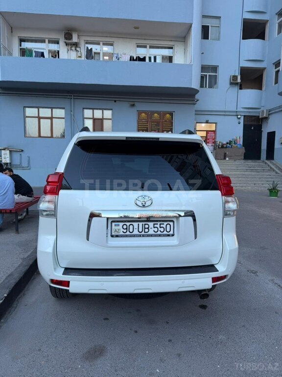 Toyota Land Cruiser Prado