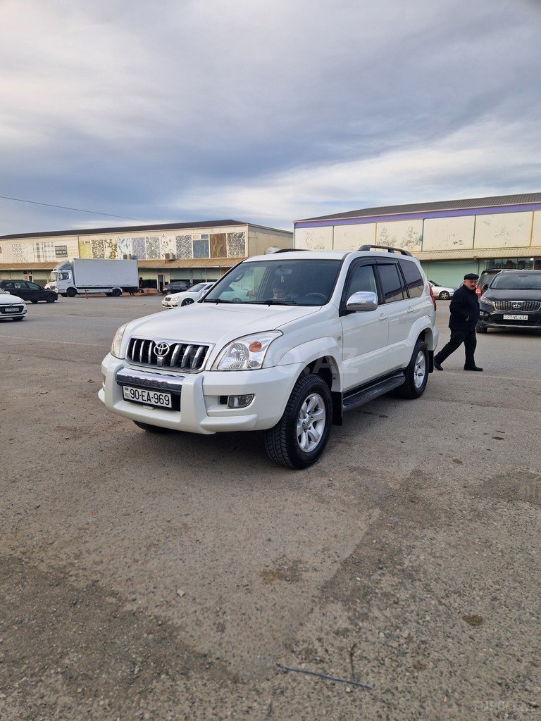 Toyota Land Cruiser Prado