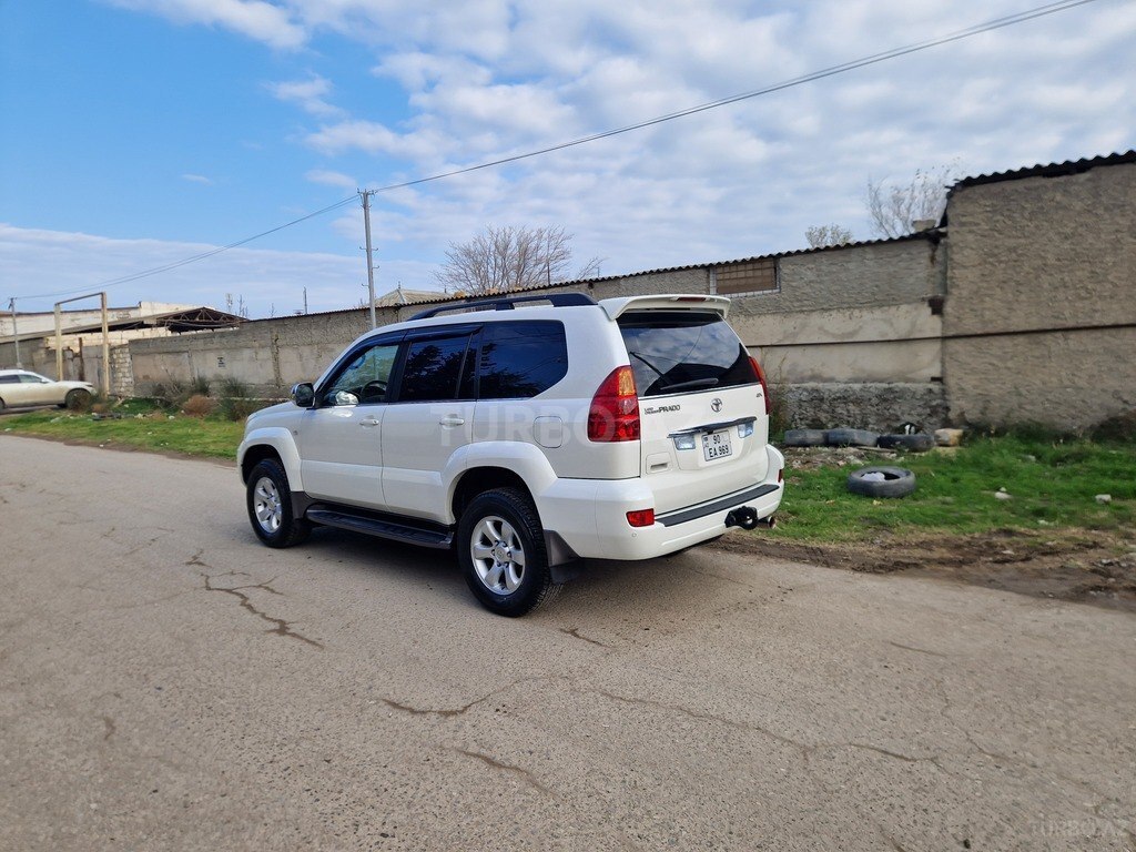 Toyota Land Cruiser Prado