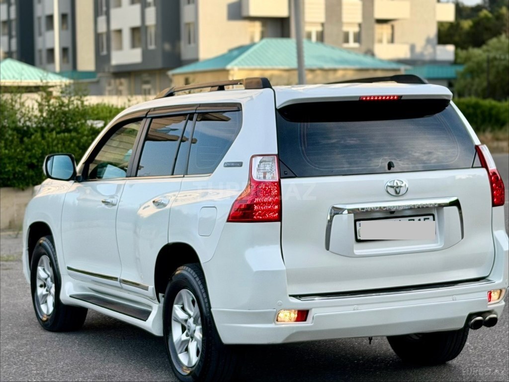 Toyota Land Cruiser Prado