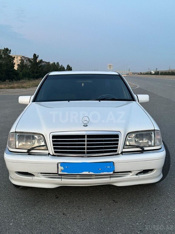 Mercedes C 280