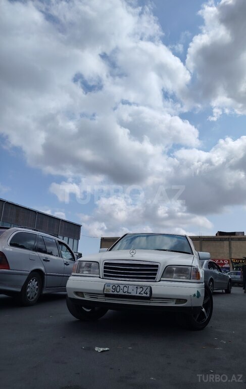 Mercedes C 180