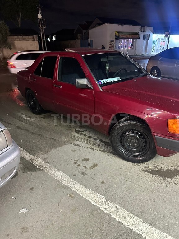 Mercedes 190