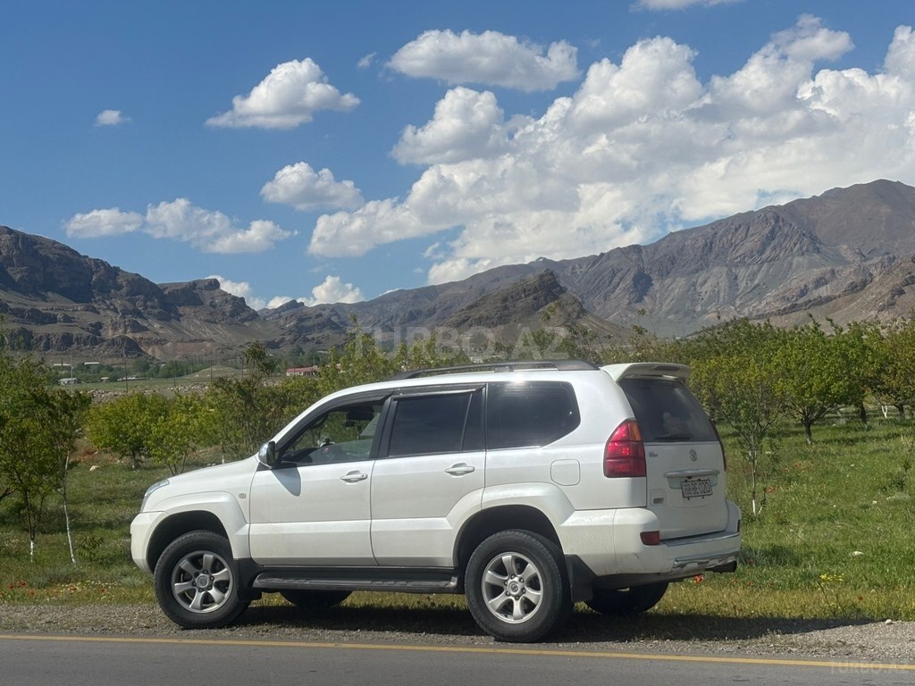 Toyota Land Cruiser Prado