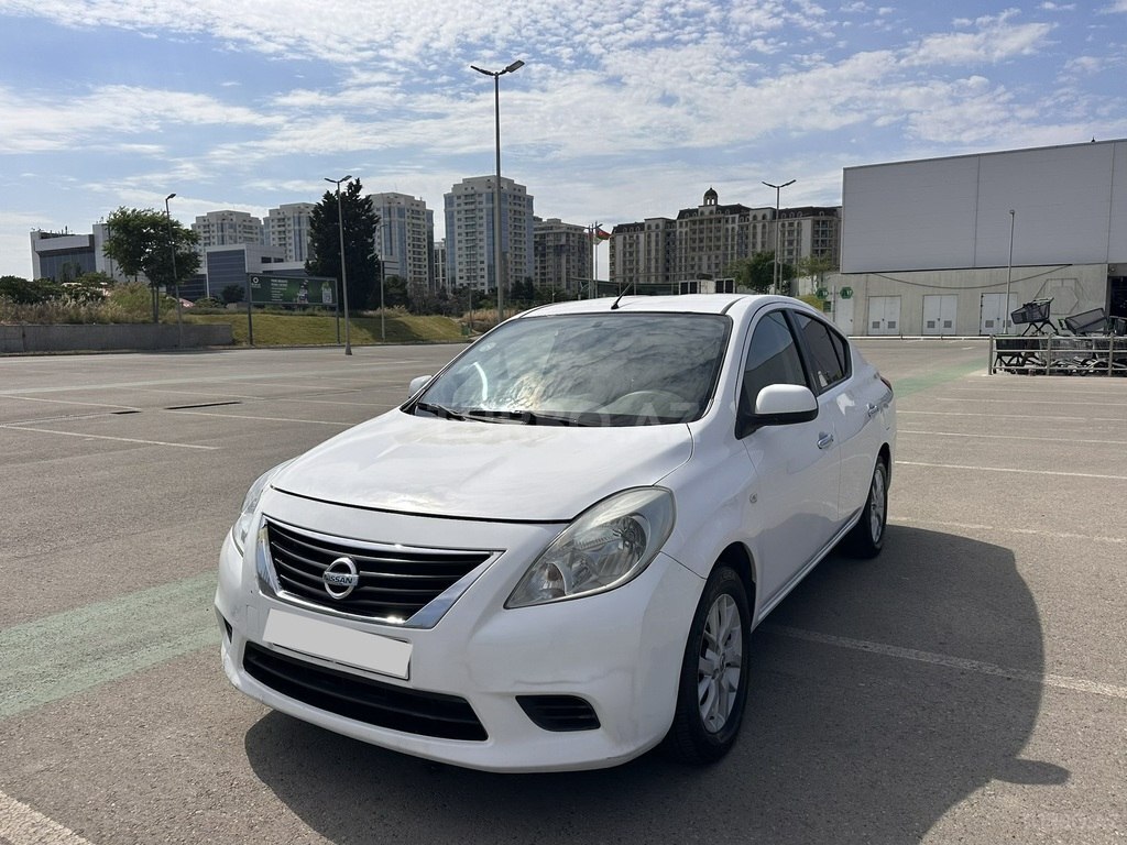 Nissan Sunny