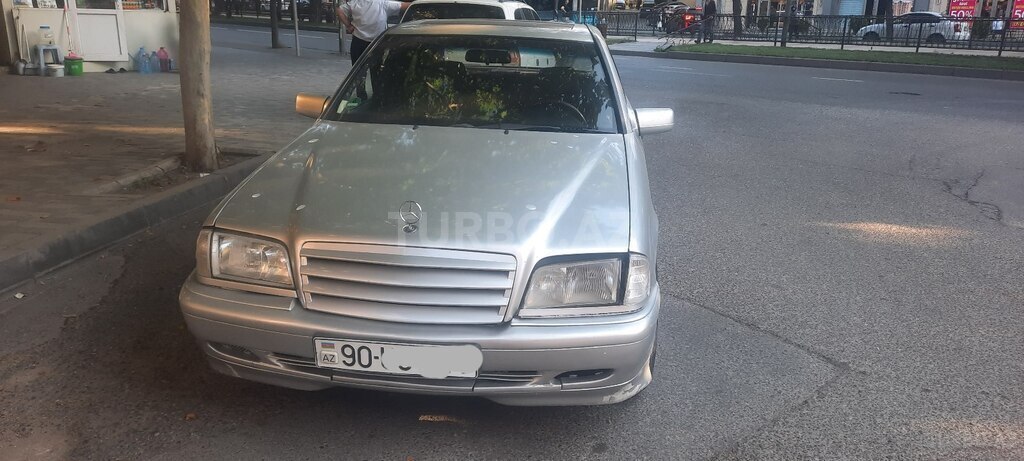 Mercedes C 220