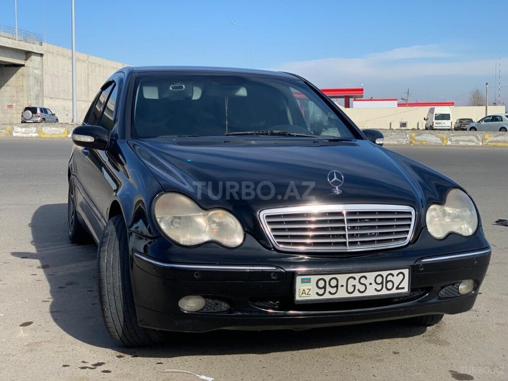 Mercedes C 200