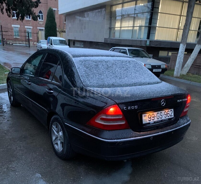 Mercedes C 200