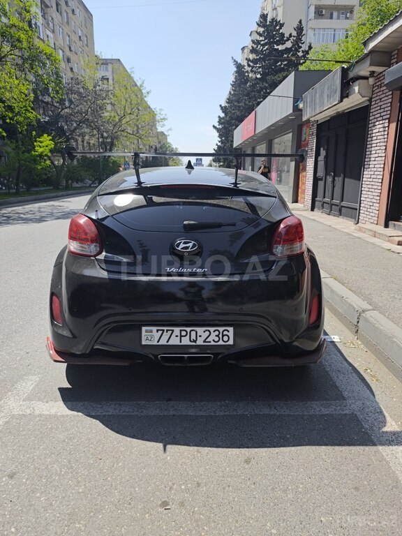 Hyundai Veloster