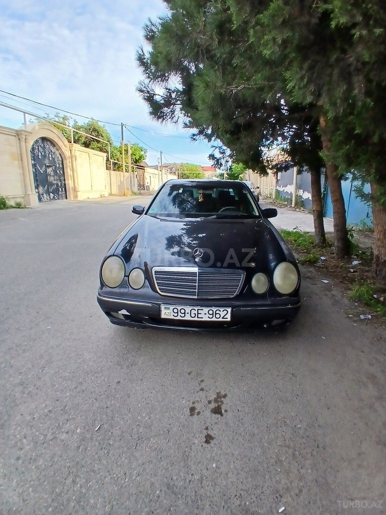 Mercedes E 280