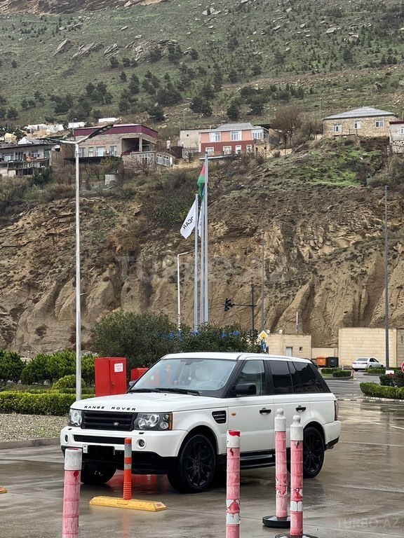 Land Rover RR Sport
