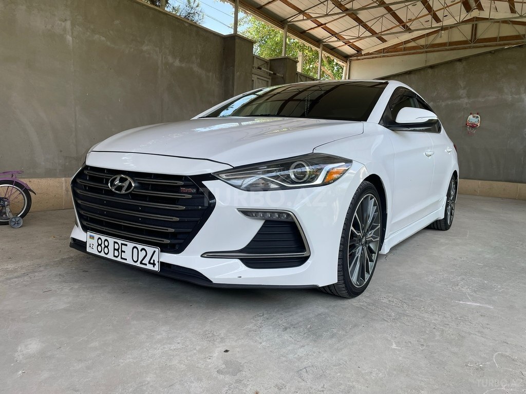 Hyundai Elantra