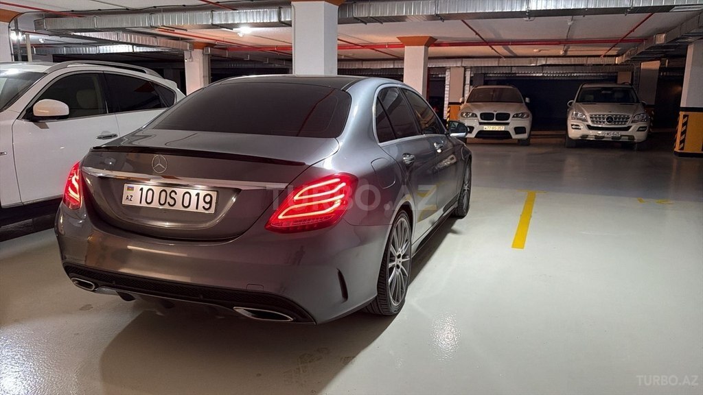 Mercedes C 300