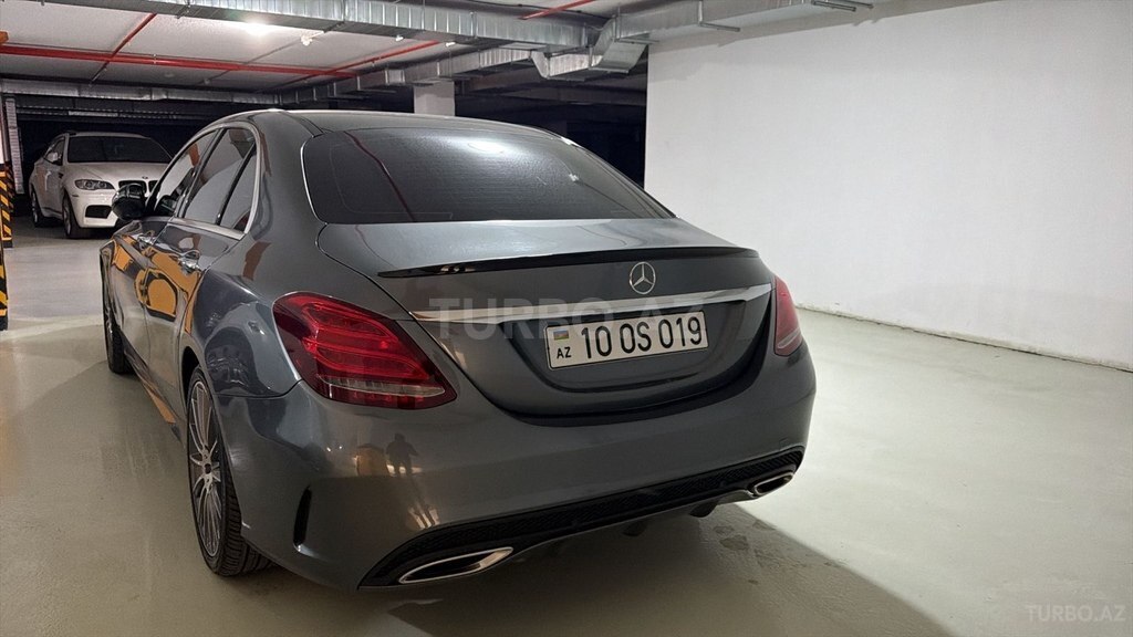 Mercedes C 300