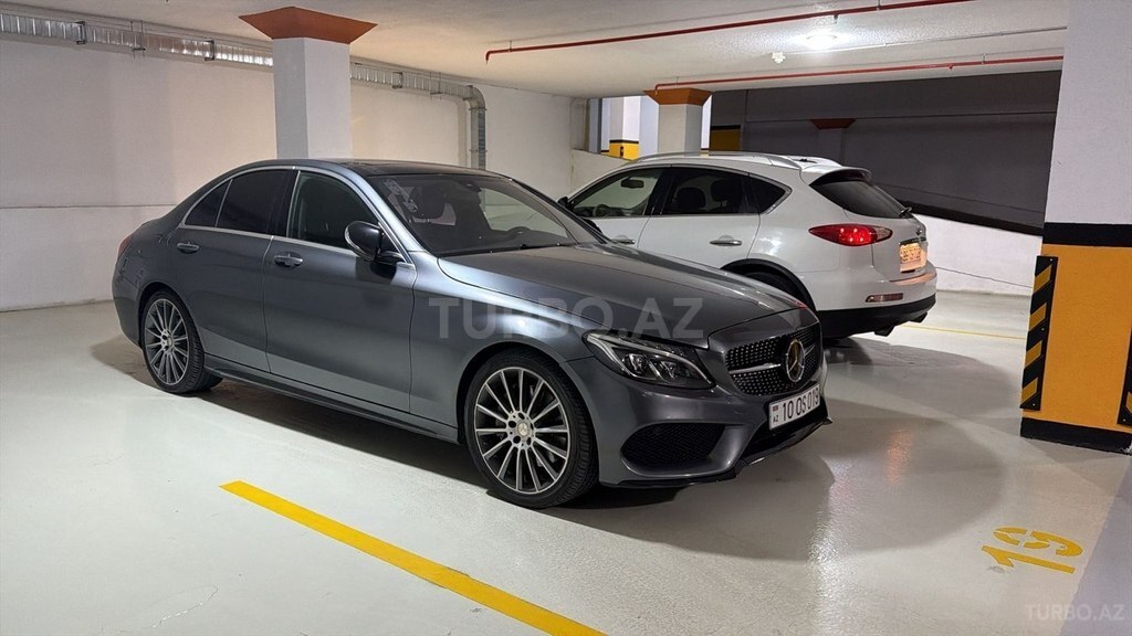 Mercedes C 300