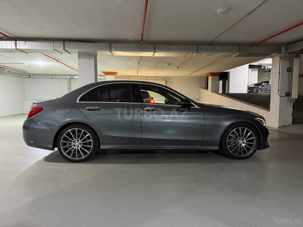 Mercedes C 300