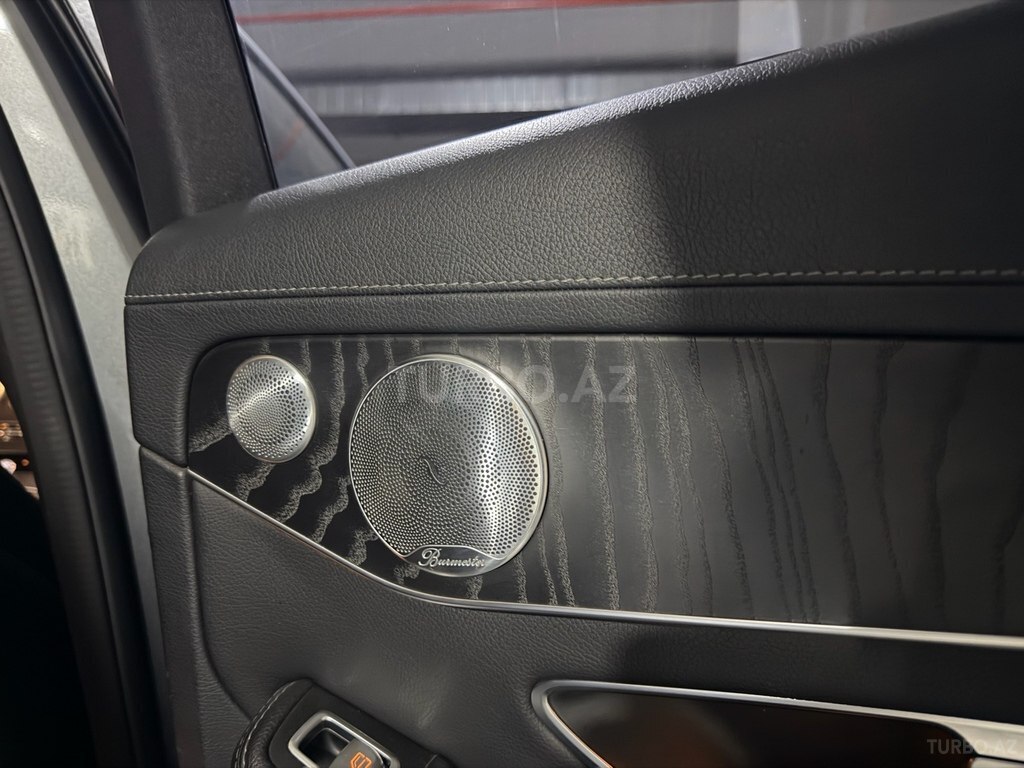 Mercedes C 300