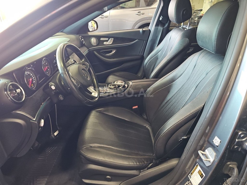 Mercedes E 300 4MATIC