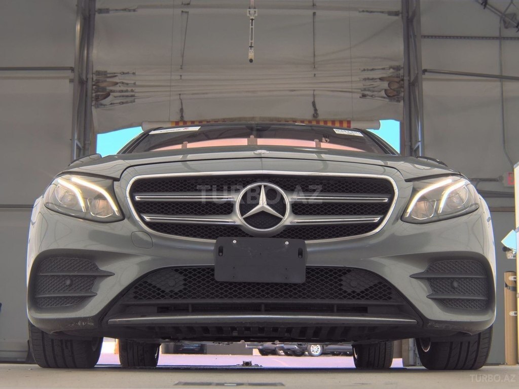 Mercedes E 300 4MATIC