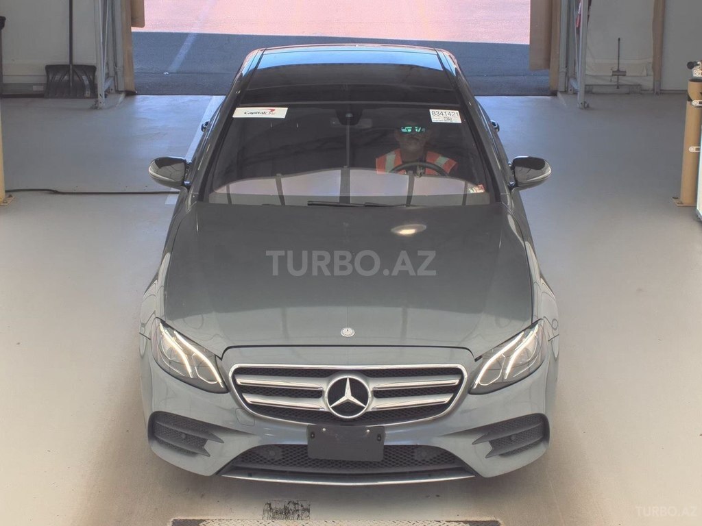Mercedes E 300 4MATIC