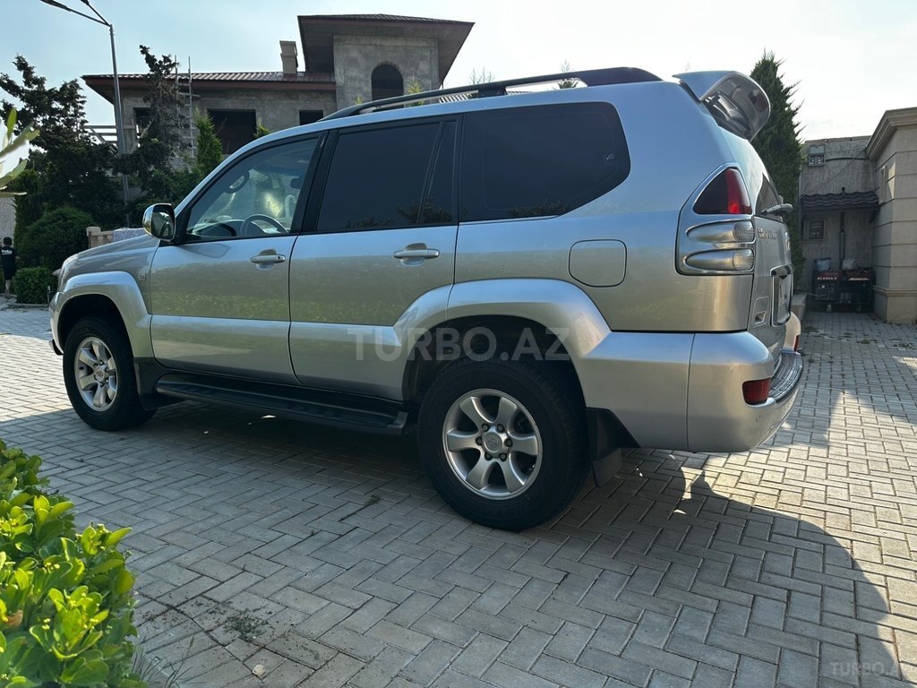 Toyota Land Cruiser Prado