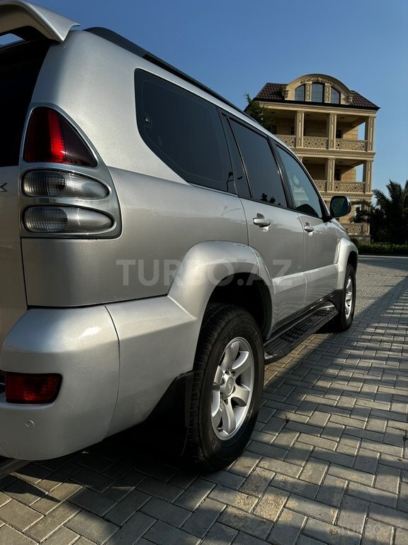 Toyota Land Cruiser Prado