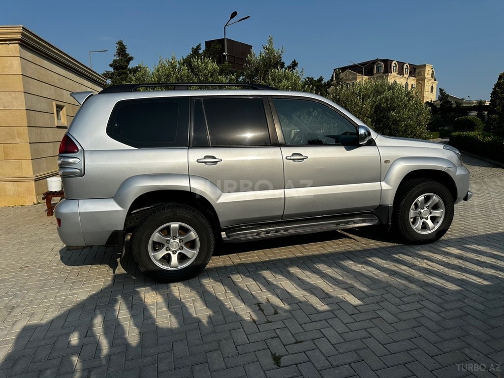 Toyota Land Cruiser Prado