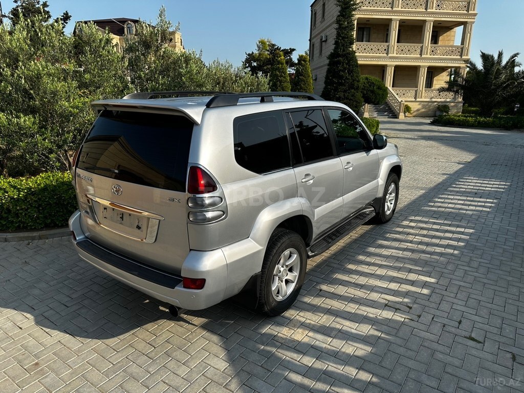 Toyota Land Cruiser Prado