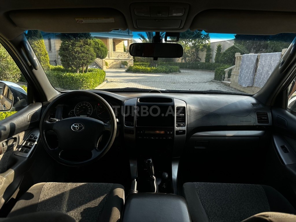 Toyota Land Cruiser Prado