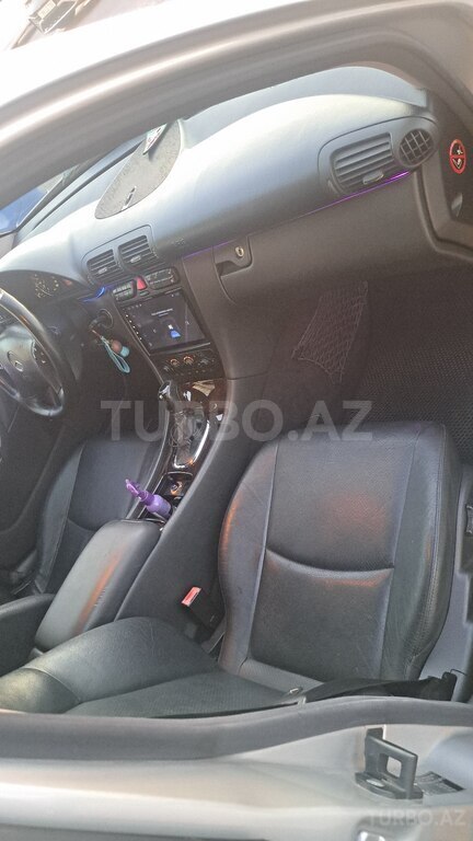 Mercedes C 200