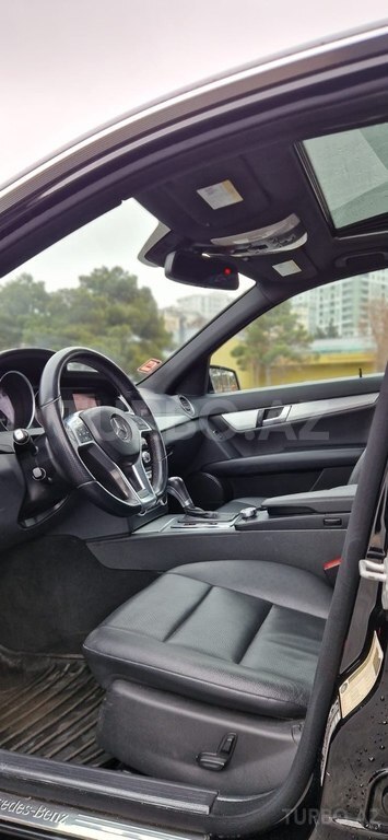 Mercedes C 250