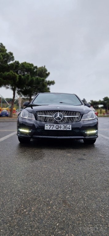 Mercedes C 250