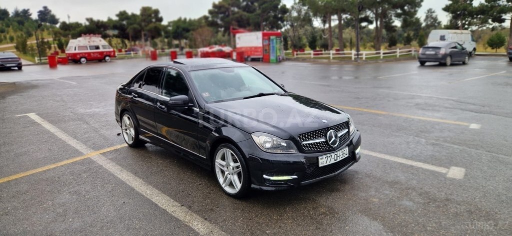 Mercedes C 250