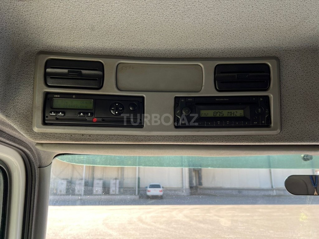 Mercedes Atego 818