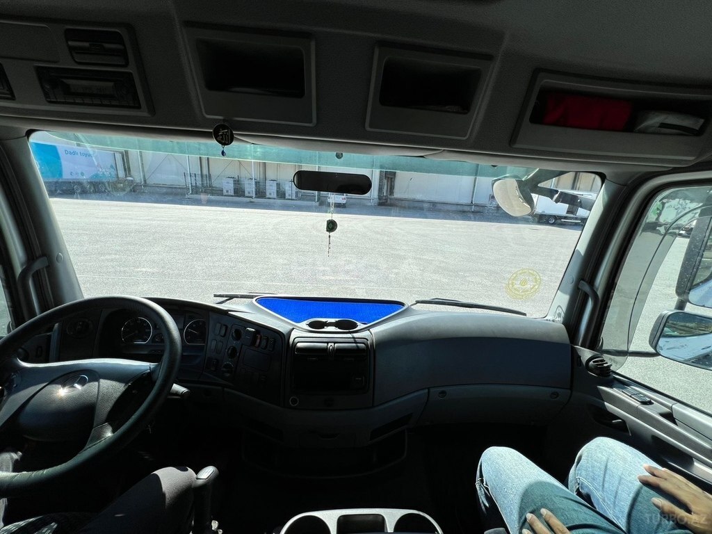 Mercedes Atego 818