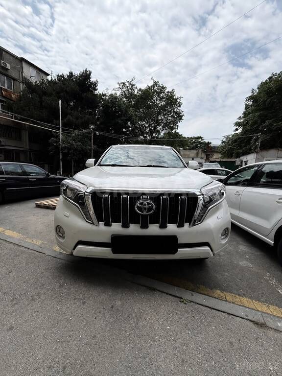 Toyota Land Cruiser Prado