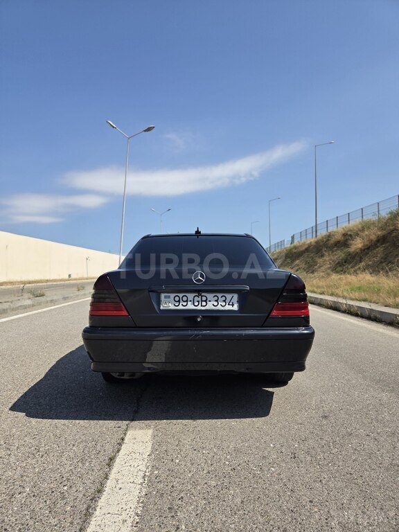 Mercedes C 220