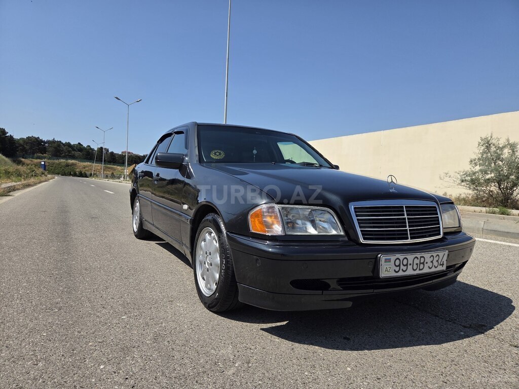 Mercedes C 220