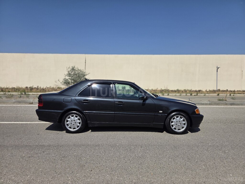 Mercedes C 220