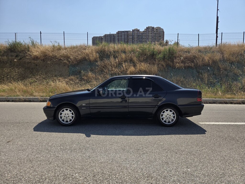 Mercedes C 220
