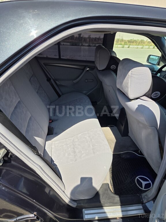 Mercedes C 220