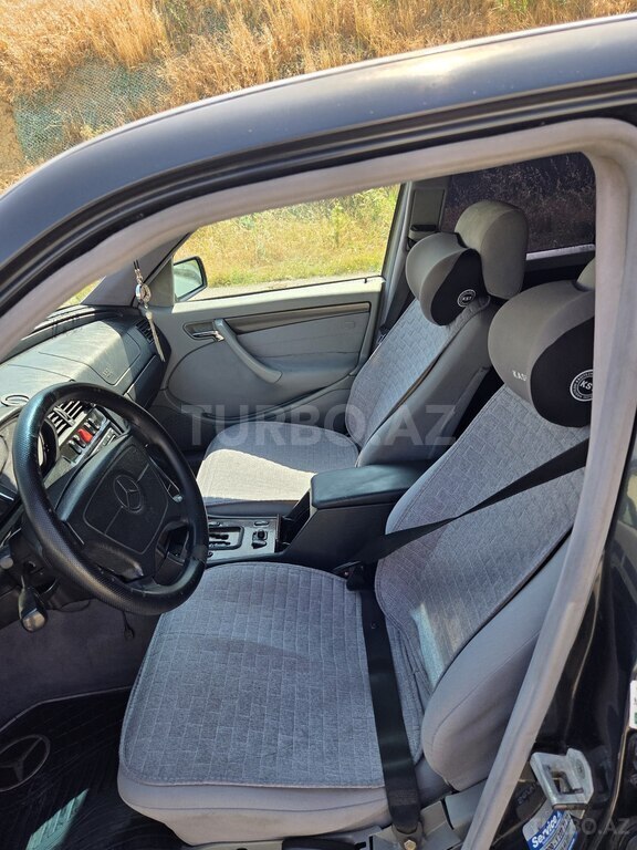 Mercedes C 220
