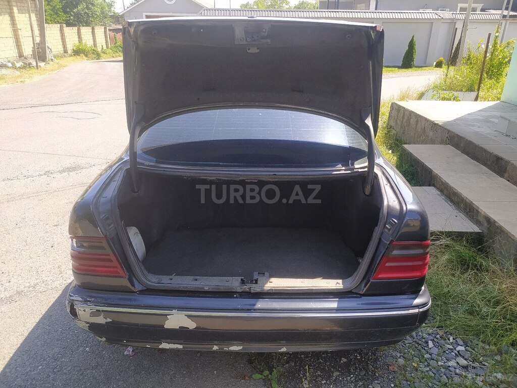 Mercedes C 220