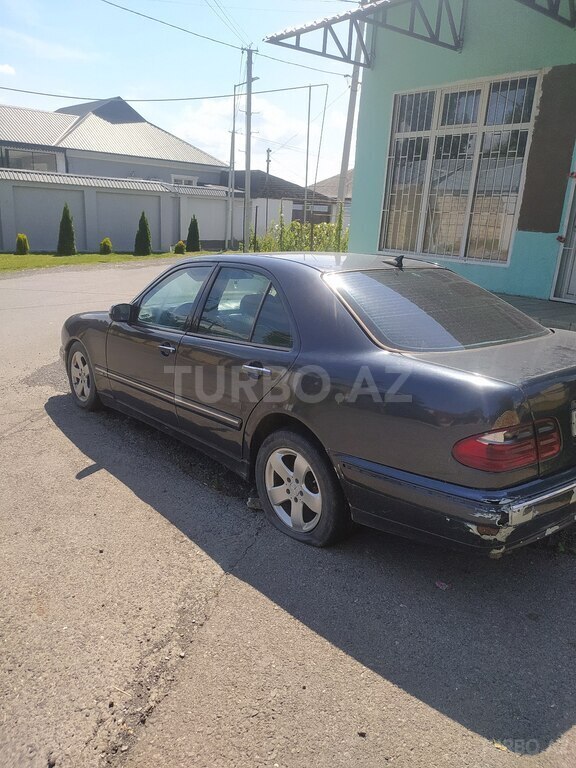 Mercedes C 220