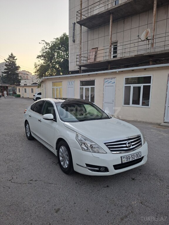 Nissan Teana