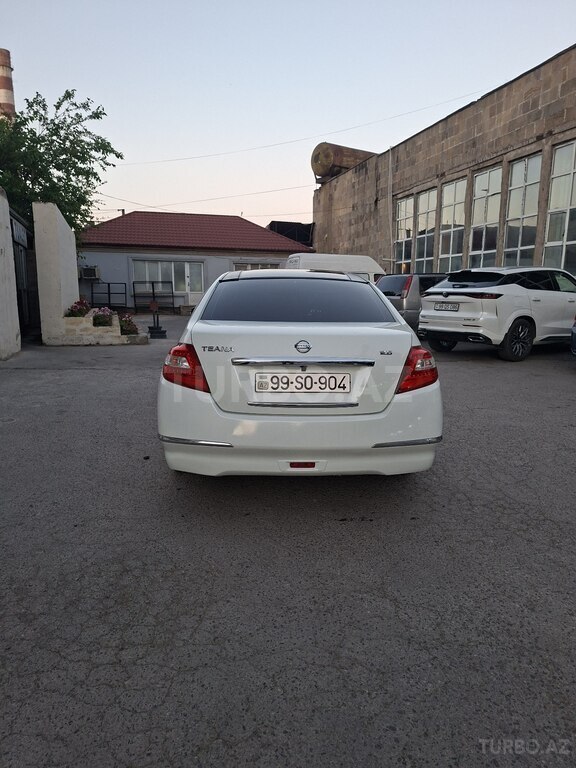 Nissan Teana