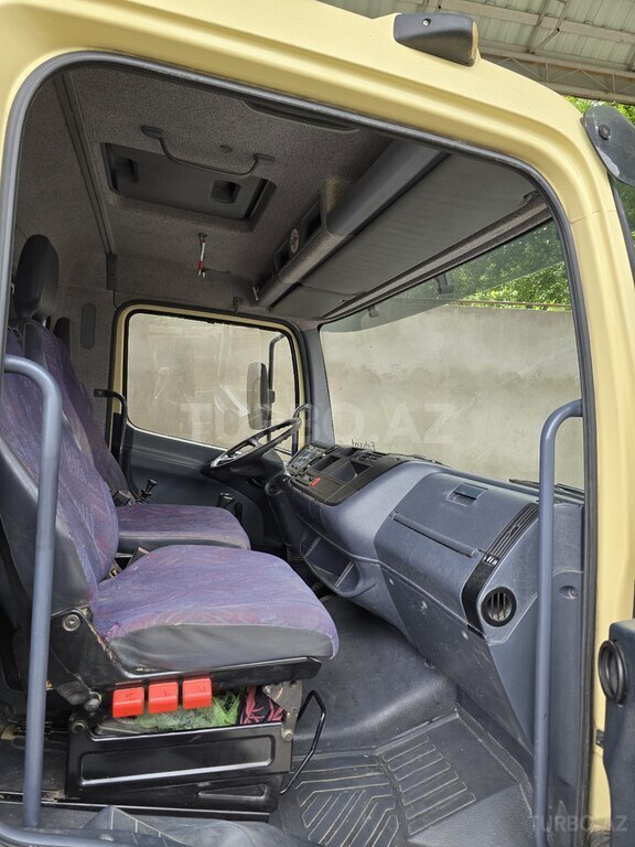 Mercedes Atego 815