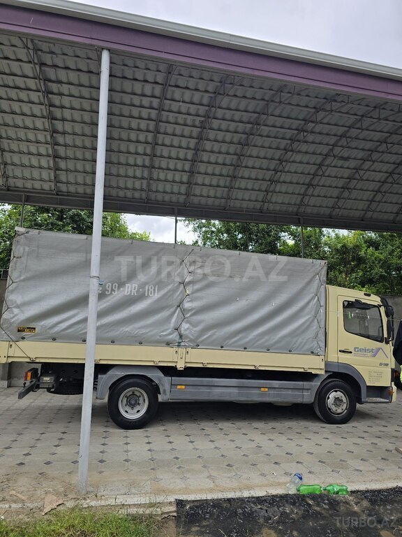 Mercedes Atego 815